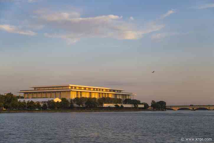 Officials investigating bomb threat at Kennedy Center, police say