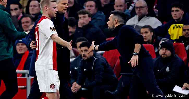 LIVE Europa League | Ajax komt op adem na rampzalige eerste helft met achterstand én rood voor Klaassen, Union langszij