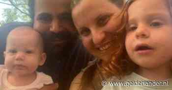 Het tragische lot van de familie Bibas: hoe een heel gezin werd gegijzeld, en moeder en kinderen nu in doodskist terugkeren