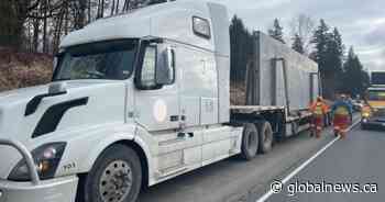 ‘Stupidity’: Minister confirms B.C. trucking company licence suspended after overpass strike