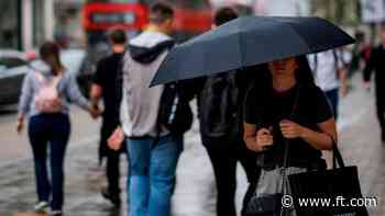 UK consumers turn to saving as poor economic outlook saps confidence