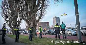Zwaargewonde bij vechtpartij tussen asielzoekers op Nieuwe Kade in Arnhem