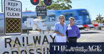Locals hate this level crossing removal plan. Now even Labor MPs are attacking it