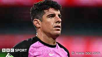 Notts sign Australian all-rounder Henriques