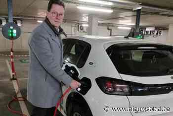 Stad plaatst 21 extra laadpalen in publieke parkings: “Aantal publieke laadpalen moet dringend toenemen”