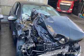 Inzittenden vluchten weg na ongeval op E17