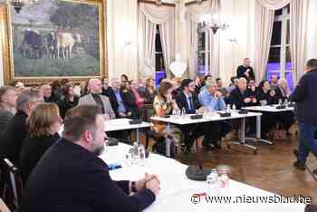 Niet langer alfabetische zetelverdeling in gemeenteraad, oppositie reageert opgelucht