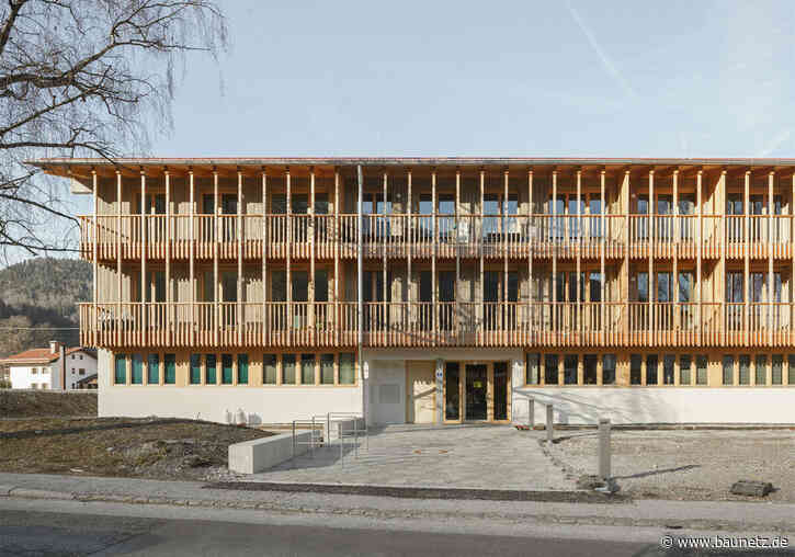 Trainspotting in Oberau - Wohnhaus in Bayern von Büro Dantele und Kofink Schels