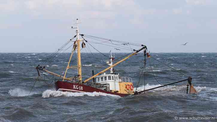 75 jaar oude garnalenkotter KG-18 naar de sloop