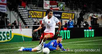 ‘Herintreder’ Maaskant troeft Van den Brom af: Helmond Sport stopt zegereeks Vitesse met opvallend gemak