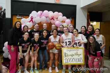 Wright’s Briana Meza Passes 1,000 Points in Prep Basketball Career