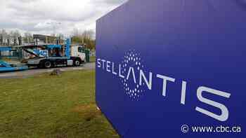 Stellantis pauses Jeep Compass builds at Ontario plant, putting EV priorities in jeopardy, experts say