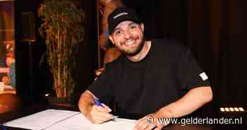 Oud-studenten blij met compensatie: ‘Meer dan verwacht, deel naar ouders, rest beleggen en voor reis’