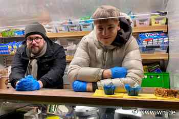 Ein Bus am Hauptbahnhof bietet Wohnungslosen eine kurze Auszeit