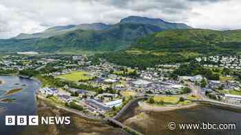 Fort William bus service reduction 'unacceptable'