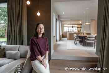 BINNENKIJKEN. Eline renoveerde art decowoning uit 1938 en gaat er vanaf volgende week wonen: “We wilden een oude geest verjongen”