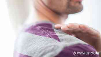 Hausmittel, Drogerie, Apotheke: Wie wird man Schuppen wieder los?