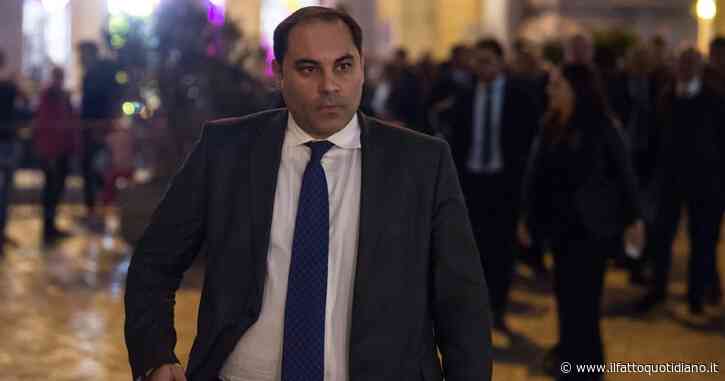 Taranto, fine della corsa per Rinaldo Melucci: dimissioni di massa, il sindaco cade