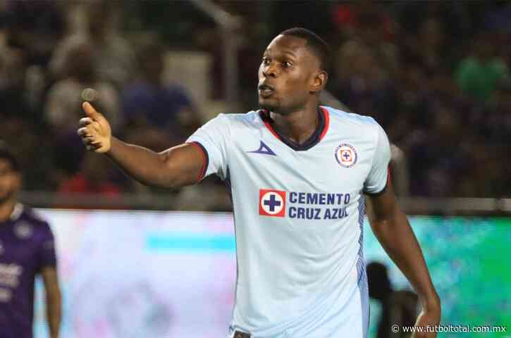 Cruz Azul también espera que Necaxa venda a Diber Cambindo