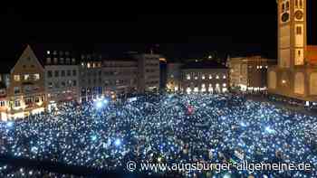 Rund 12.000 Menschen demonstrieren in Augsburg gegen Rechtsextremismus
