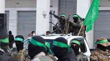 Sechs Geiseln übergeben: Hamas kritisiert Israel für Verzögerungen bei Häftlingsfreilassung