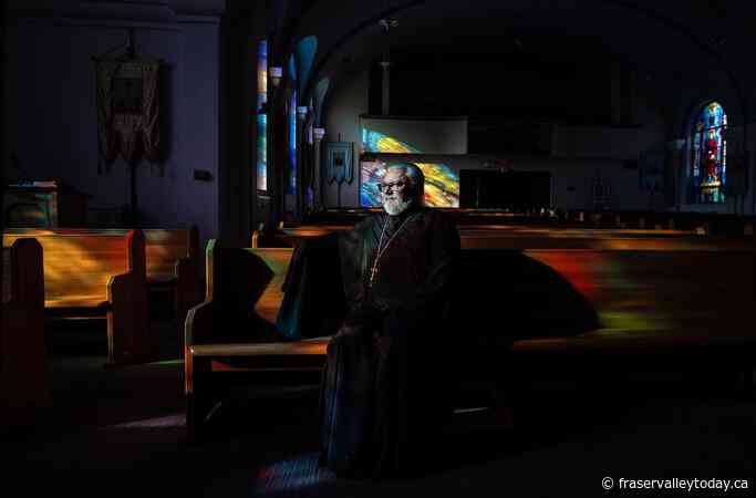 ‘This awful war’: Ukrainians find reprieve far from home at Edmonton church