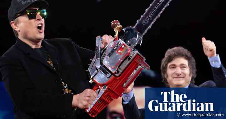 Chain, chain, chain: political theatre confirms Elon Musk’s Maga hero status at jubilant CPAC