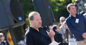 Beim Sommerempfang: Bezirksrat Südstadt-Bult lobt Ehrenamtspreis aus