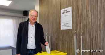Bundestagswahl in Hannover: Ministerpräsident Stephan Weil irrt sich im Wahllokal