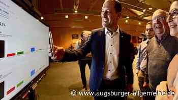 Engelhard genießt das Siegerbier