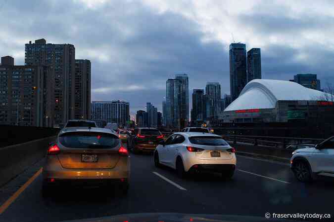 Another NHL team says Toronto gridlock forced them to walk to rink