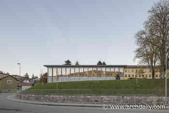 Sainte-Croix Gymnasium  / MUE Atelier + BSAAR + Erbat SA