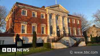 Opposition concern over fees and tip closure plans