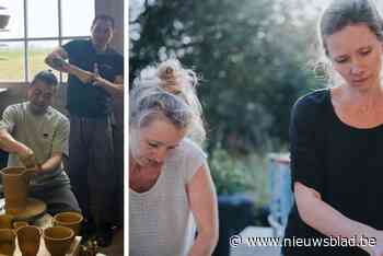 Zussen Aster (48) en Jasmien (44) krijgen Koreaanse grootmeester én buitenlanders over de vloer in in hun keramiekatelier: “We hebben heel veel klei besteld”