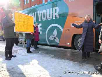 NDP and Liberal leaders rally supporters in Kingston ahead of Ontario election