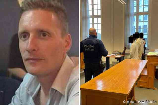 ‘Pedojagers’ die betrokken waren bij moord op David (42) riskeren celstraf na vechtpartij in gevangenis: “Gelukkig had deze keer niemand een mes op zak”