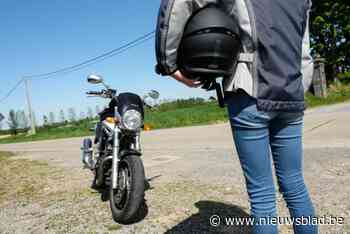 Man (23) test motorfiets iéts te goed tijdens proefrit en krijgt maand rijverbod: “Wilde kijken hoe snel hij kon optrekken”
