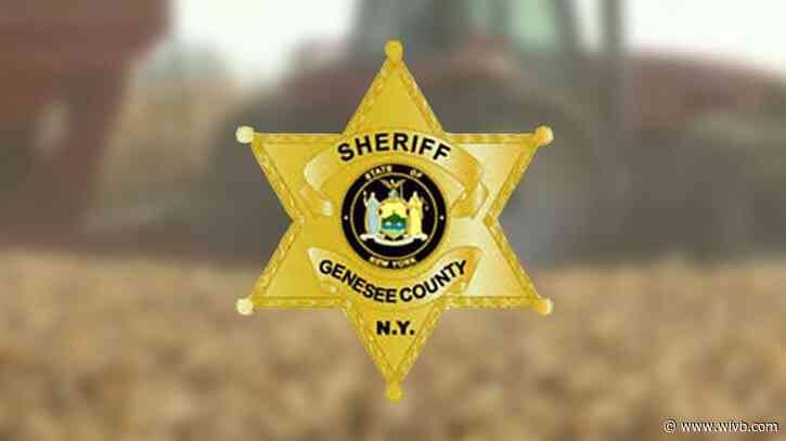 Teen bicyclist dead following crash in Genesee County