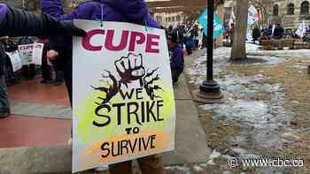 Custodial and maintenance workers at Calgary schools hit the picket line