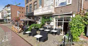 Jongeman veroorzaakt explosie bij pand aan Rijnkade: ‘Hij vroeg of ik het wilde afsteken, ik dacht: dit kan leuk zijn’