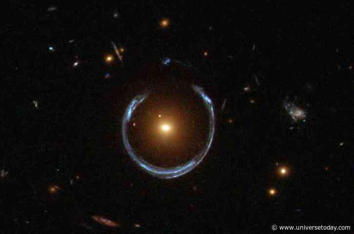 One of the Most Massive Black Holes in the Universe Lurks at the Center of the Cosmic Horsehoe