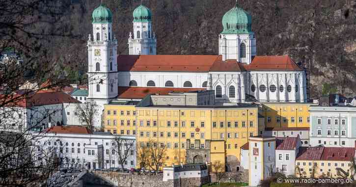 Bayerns katholische Bischöfe tagen in Passau