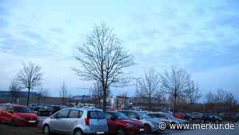Photovoltaik über Parkplatz: Vorarbeiten beginnen diesen Monat