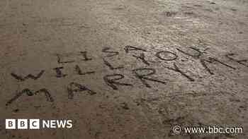 Beach proposal and the 'Clifden' Suspension Bridge