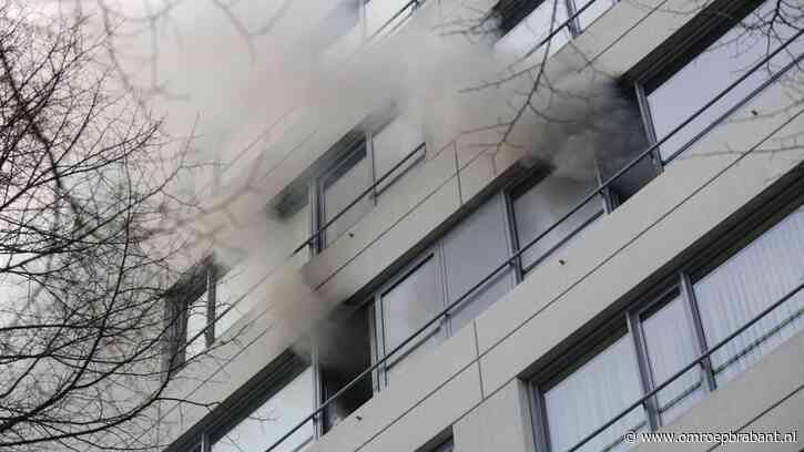 Brand in appartement, meerdere woningen ontruimd