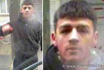 Duo pleegt gewelddadige aanval op inzittenden van MIVB-bus in Schaarbeek, politie deelt foto van verdachten