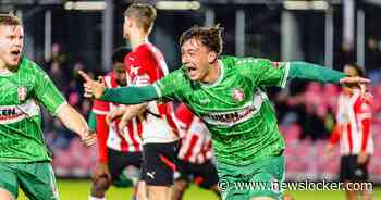 FC Dordrecht naar tweede plaats na winnende goal van voormalig Messi-teamgenoot in 93ste minuut