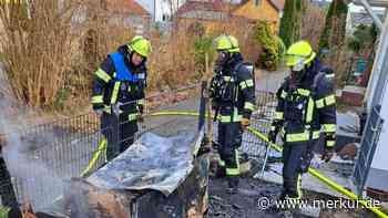 Gartenhaus in Vollbrand