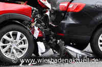 Betrunken am Steuer: Ire kracht in geparkte Fahrzeuge