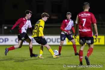 Ferre Debacker (17) kroont zich met hattrick tot man van de match voor Olsa Brakel B: “Nog drie keer winnen en we zijn gered”
